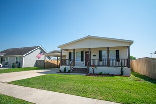 807 E Mesquite Ln in Victoria, TX - Building Photo
