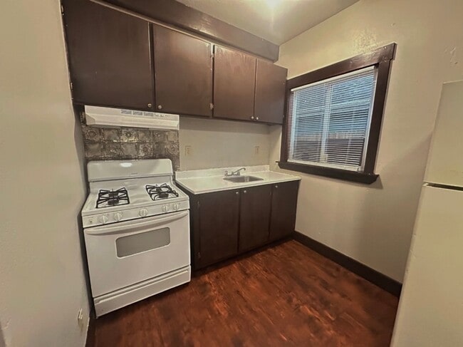 property at 201 E Sixth St