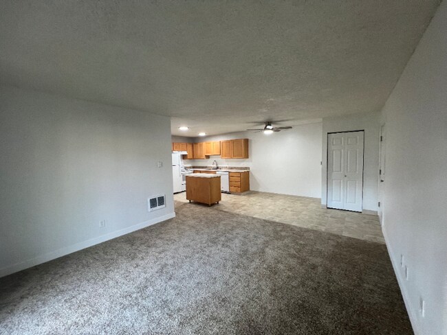 17260 SW Heritage Ct-Unit -67 in Beaverton, OR - Building Photo - Building Photo