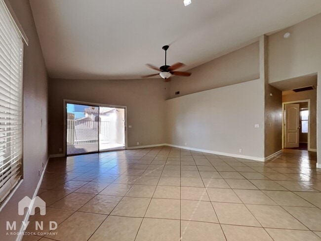 17826 N 13th Pl in Phoenix, AZ - Building Photo - Building Photo