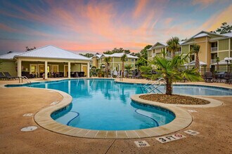 587A Sunnyside Ave in Murrells Inlet, SC - Building Photo - Building Photo