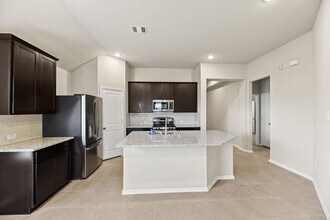 1330 Lakeside Crk Rd in Magnolia, TX - Building Photo - Building Photo