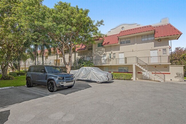 property at 6709 N Kendall Dr