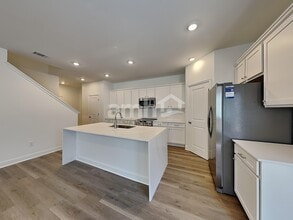 380 Pointe Dr in Dallas, GA - Building Photo - Building Photo