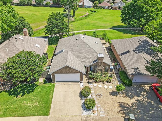 property at 2718 Laurel Oaks Dr