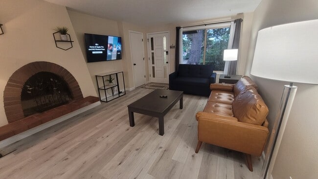 1518 7th St NW, Unit 1516 in Salem, OR - Building Photo - Building Photo