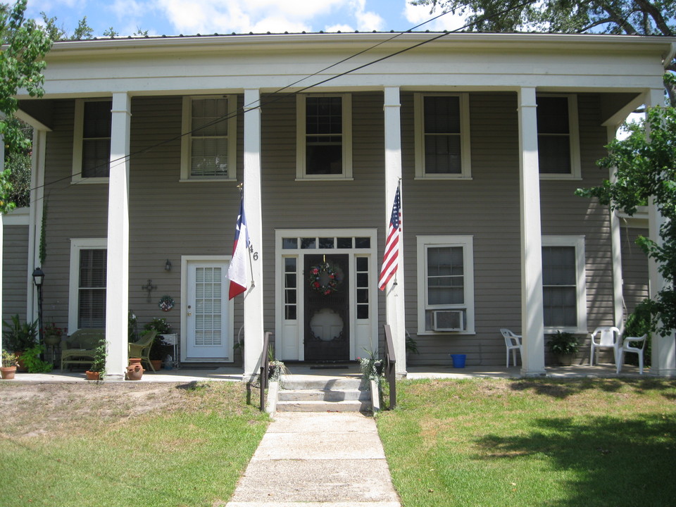 College Street Apartments in Jasper, TX - Foto de edificio