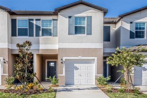 32025 Powderpuff Mimosa Dr in San Antonio, FL - Building Photo - Building Photo