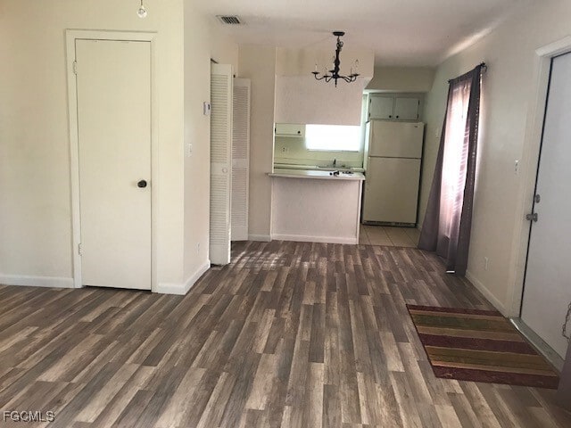 5837 Queen Elizabeth Way in Ft. Myers, FL - Building Photo - Building Photo