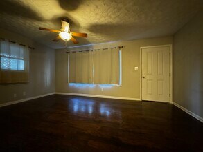 170 Royal Ct in Athens, GA - Building Photo - Building Photo
