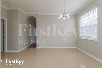 1320 Brooke View Dr in Odessa, FL - Foto de edificio - Building Photo