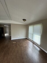 313 Belew St in Oak Grove, KY - Building Photo - Building Photo