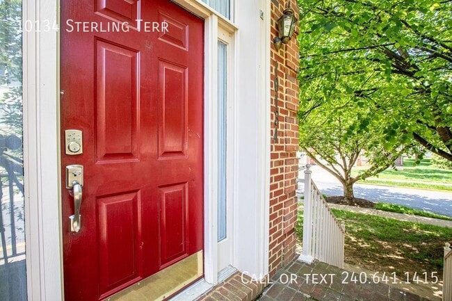 10134 Sterling Terrace in Rockville, MD - Building Photo - Building Photo