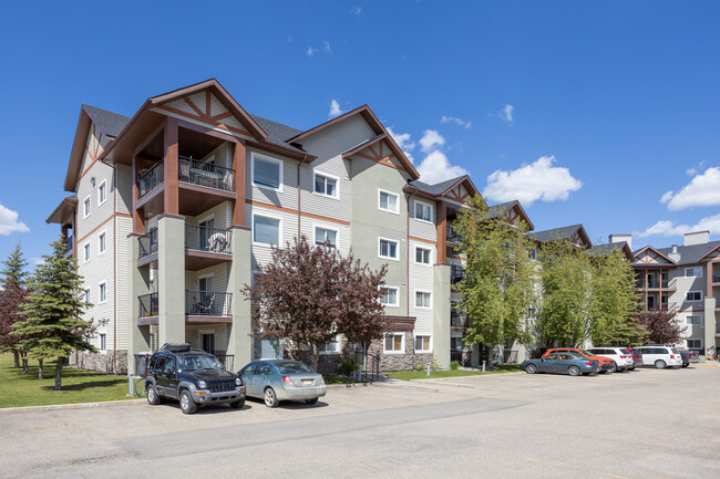 Inglewood Pointe in Red Deer, AB - Building Photo - Building Photo