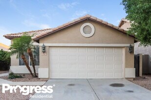 8547 W Laurel Ln in Peoria, AZ - Building Photo