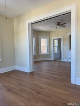 140 Hillside Ave in Shelton, CT - Building Photo - Building Photo