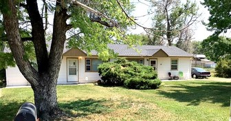 Harlan Duplex + Land Apartments