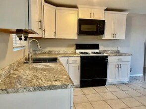 1745 Warnock Dr in Ramona, CA - Building Photo - Building Photo