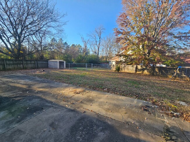 3244 Shale St in Fayetteville, AR - Foto de edificio - Building Photo