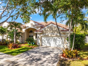 3884 Heron Ridge Ln in Weston, FL - Foto de edificio - Building Photo