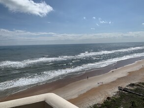 1133 Ocean Shore Blvd in Ormond Beach, FL - Foto de edificio - Building Photo