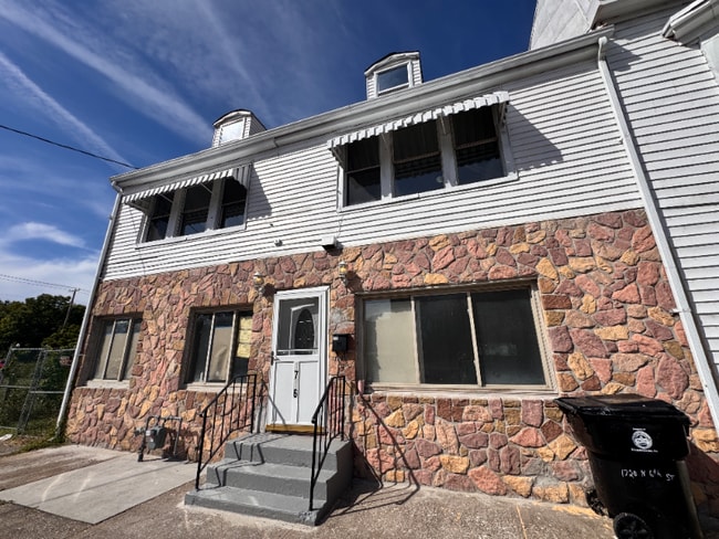 property at 1716 N 6th St