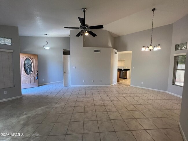 261 W Verano Pl in Gilbert, AZ - Building Photo - Building Photo