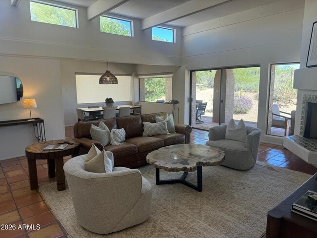 property at 1725 Staghorn Ln