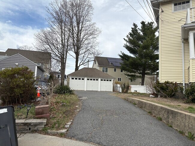 27 Joyce Kilmer Rd, Unit 2 in Boston, MA - Building Photo - Building Photo