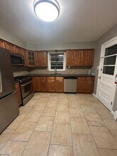 739 Burnside St, Unit 2 in Orange, NJ - Building Photo - Building Photo