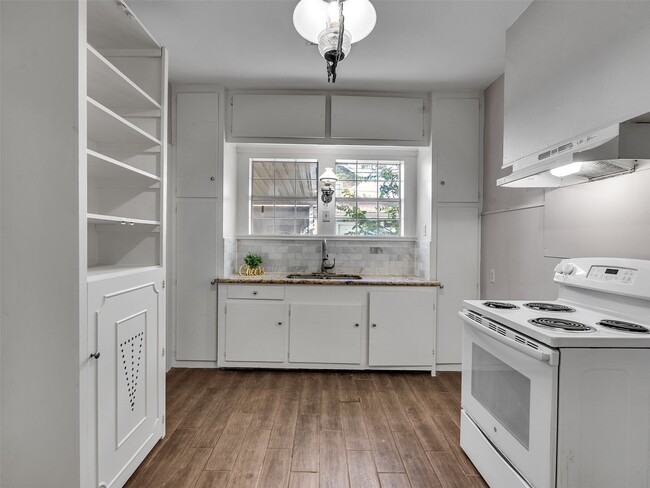 property at 4625 Bell St