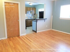 2070 S Milwaukee St in Denver, CO - Building Photo - Building Photo