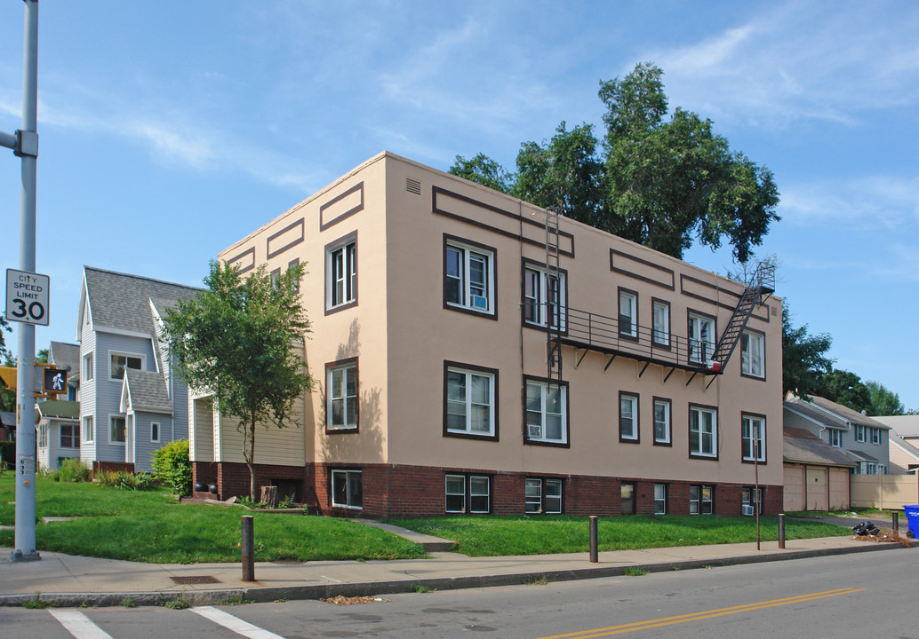 2005 DEWEY Ave in Rochester, NY - Building Photo