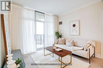 78-2478 Harrison Garden Blvd in Toronto, ON - Building Photo - Building Photo