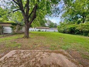 4211 Lotus Dr in Texarkana, TX - Building Photo - Building Photo