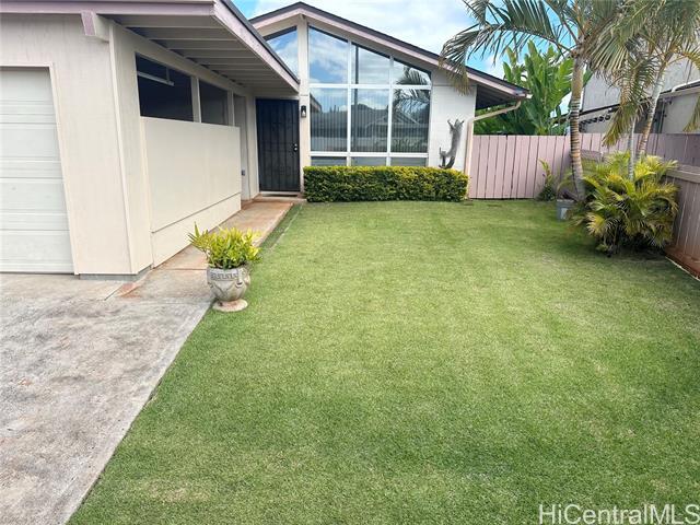 property at 95-231-231 Kaopua Loop