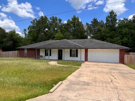 133 N Ridge Dr in Deridder, LA - Building Photo