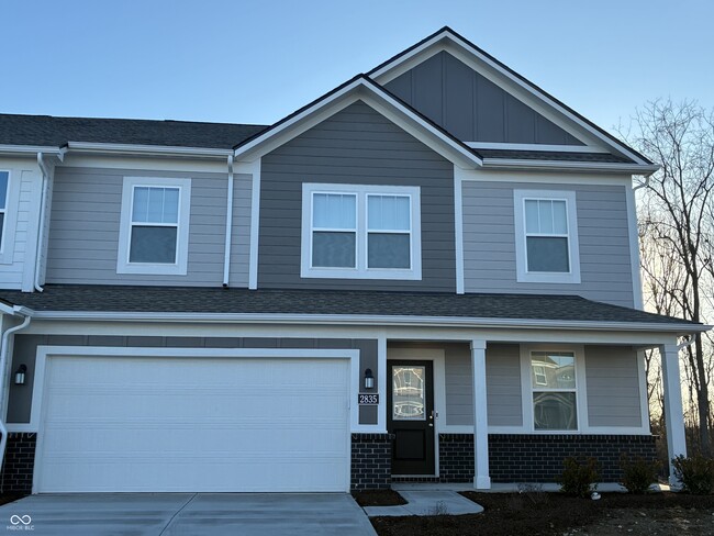 property at 2835 Woods Edge Dr