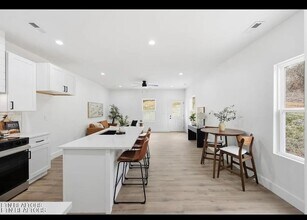 3429 Garden Dr in Knoxville, TN - Foto de edificio - Building Photo