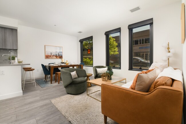 855 W Madison St in Chicago, IL - Building Photo - Building Photo