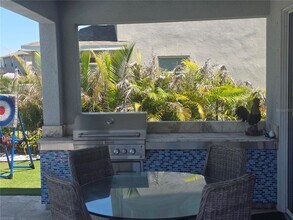 16457 Woodside Gln in Parrish, FL - Building Photo - Building Photo