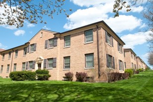 Longfellow Garden Apartment Homes