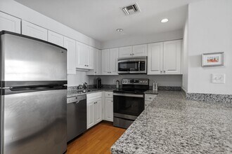 1387 Washington St in Boston, MA - Building Photo - Building Photo