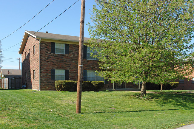 4214 Foreman Ln in Louisville, KY - Foto de edificio - Building Photo