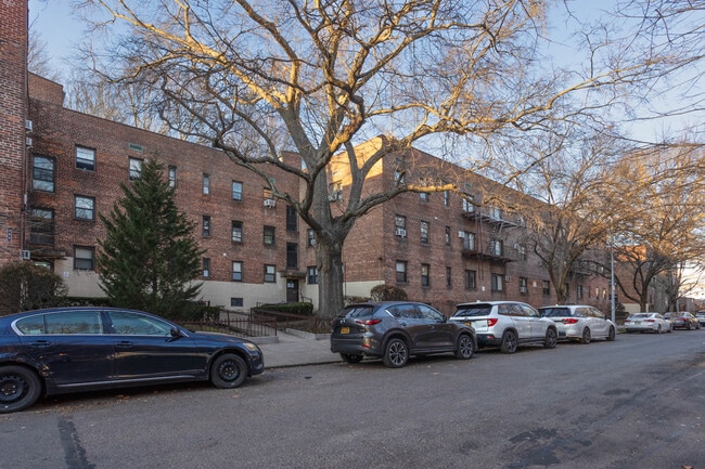 Bayview Owners Corp. in Brooklyn, NY - Building Photo - Building Photo