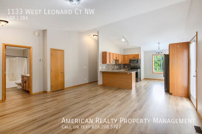 1133 W Leonard Ct in Grand Rapids, MI - Building Photo - Building Photo