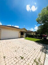 550 NW 20th St in Homestead, FL - Building Photo - Building Photo
