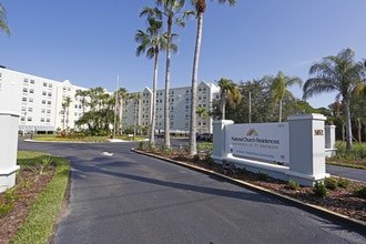 The Landings at St. Andrew - 62+ Community in New Port Richey, FL - Foto de edificio - Building Photo