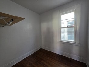 80 Gladstone St in Buffalo, NY - Building Photo - Building Photo