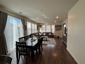7718 Wildrose Way in Penngrove, CA - Building Photo - Building Photo